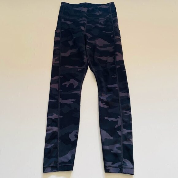 Athleta Ultimate Camo 7/8 Legging Tight Running Athletic Active Outdoor Pockets - Picture 1 of 9